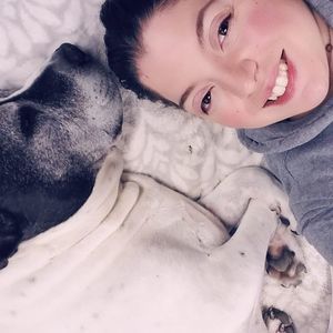 Meet your Posher, Ashley